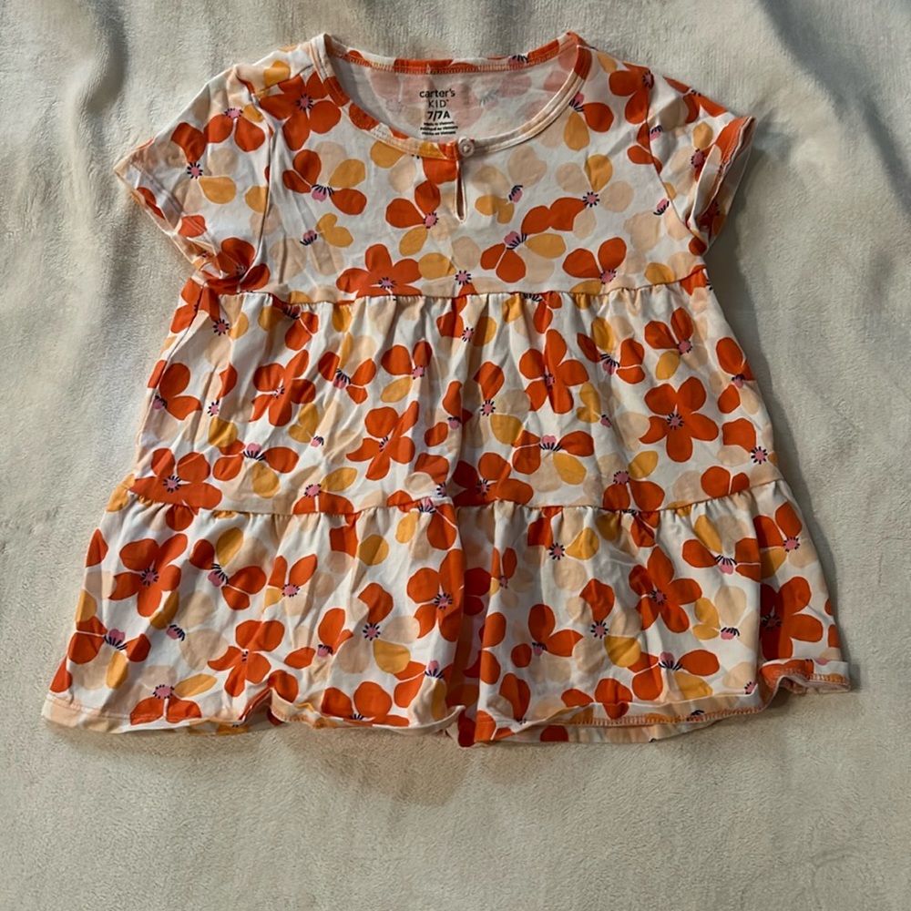 Carter’s flowy top